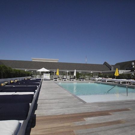 Capri Southampton Exterior foto